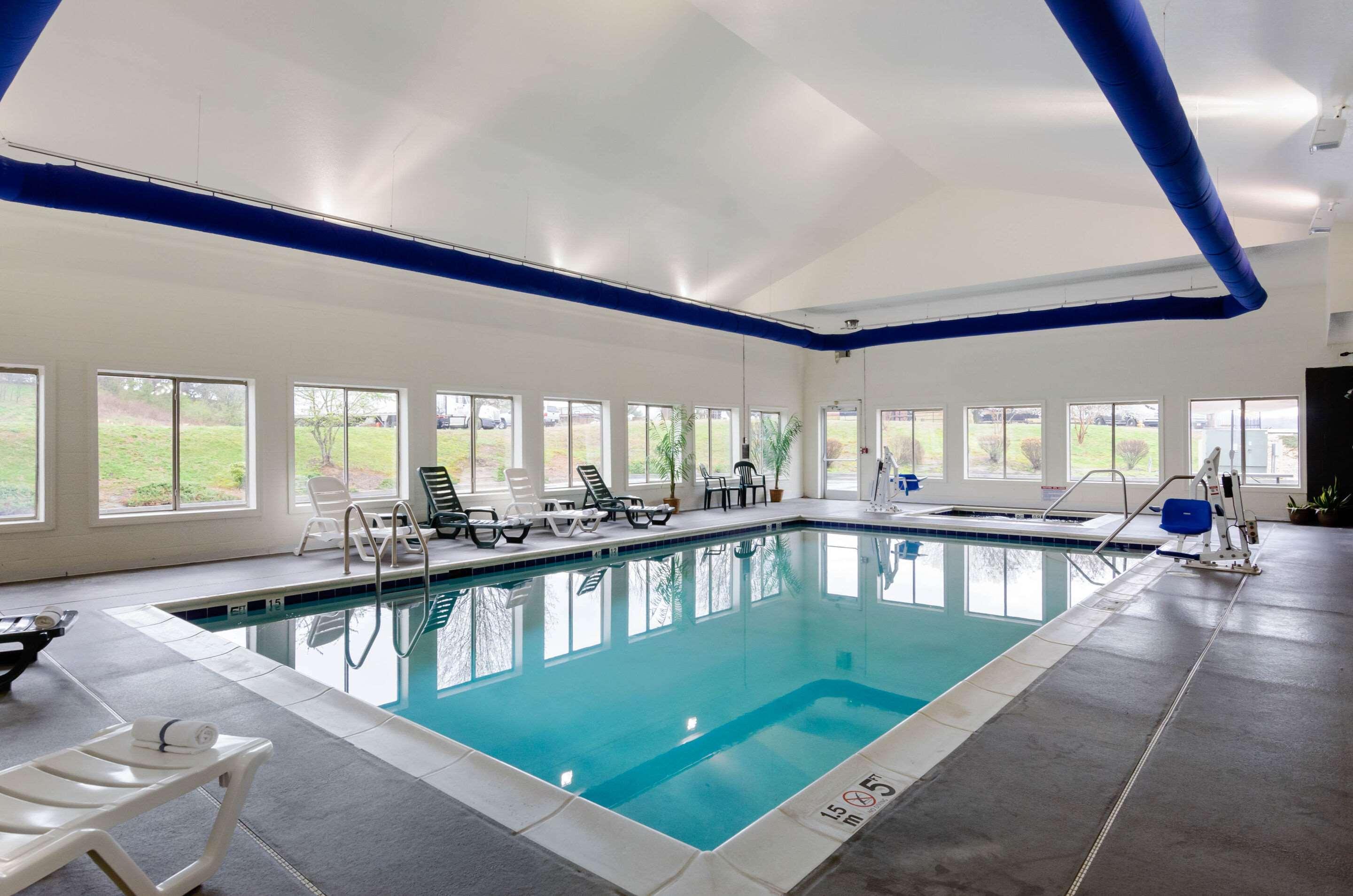 Comfort Suites Abingdon I-81 Zewnętrze zdjęcie