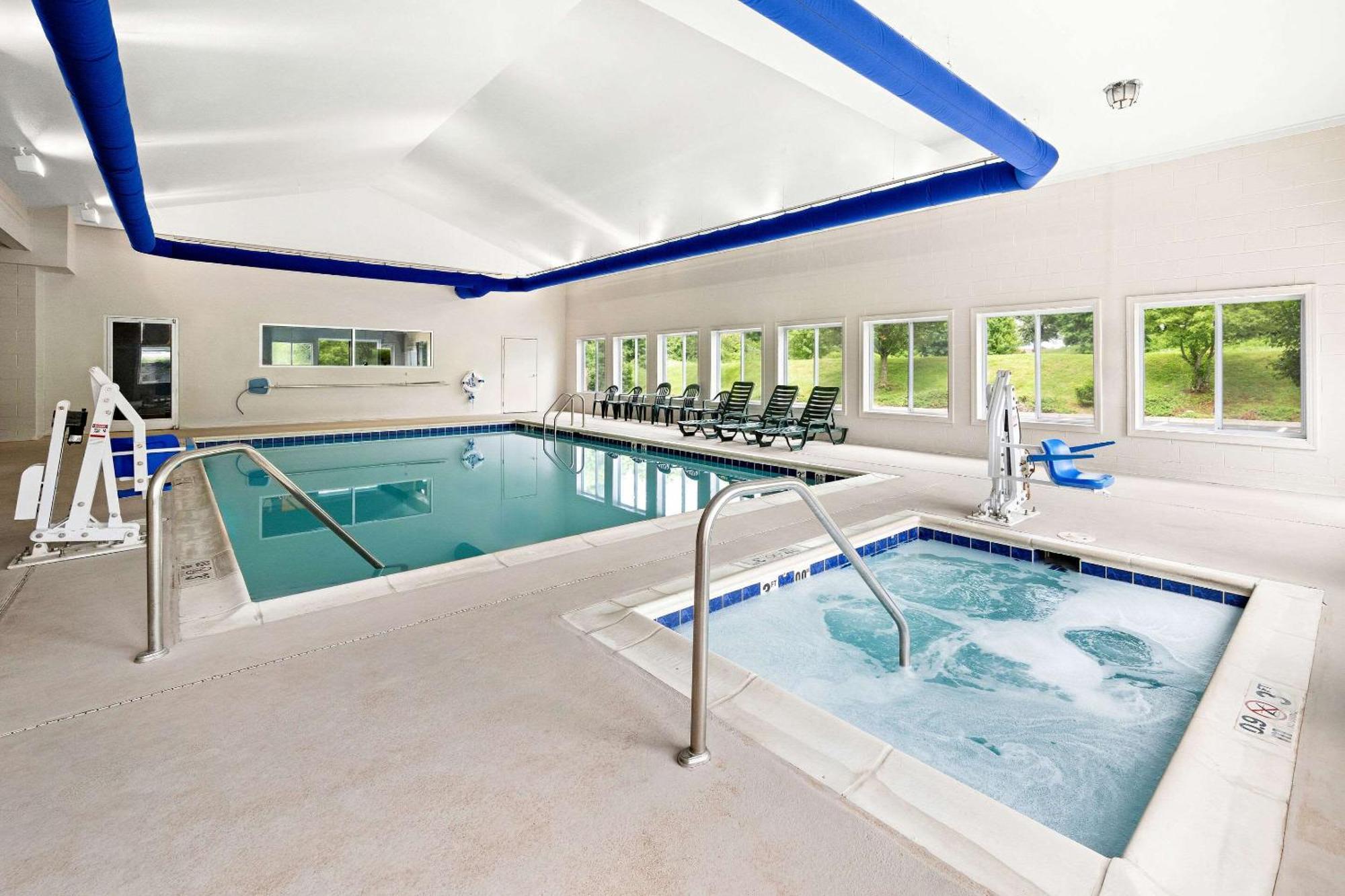 Comfort Suites Abingdon I-81 Zewnętrze zdjęcie